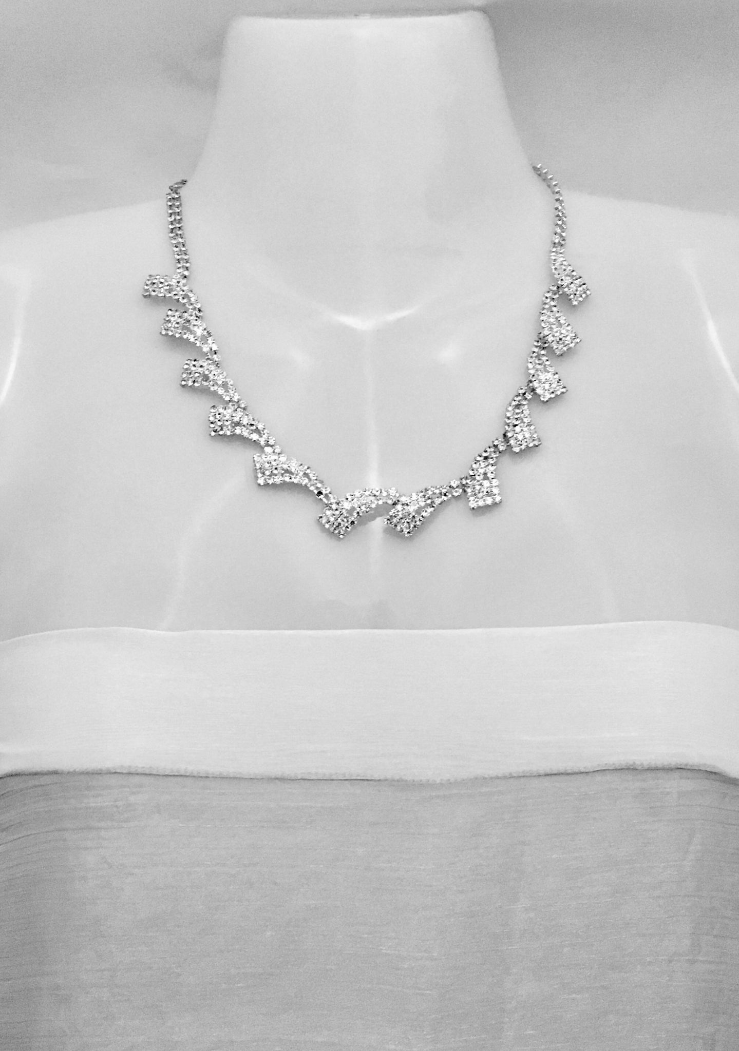Rhinestone Drop Style Collar Necklace 1960s - Etsy