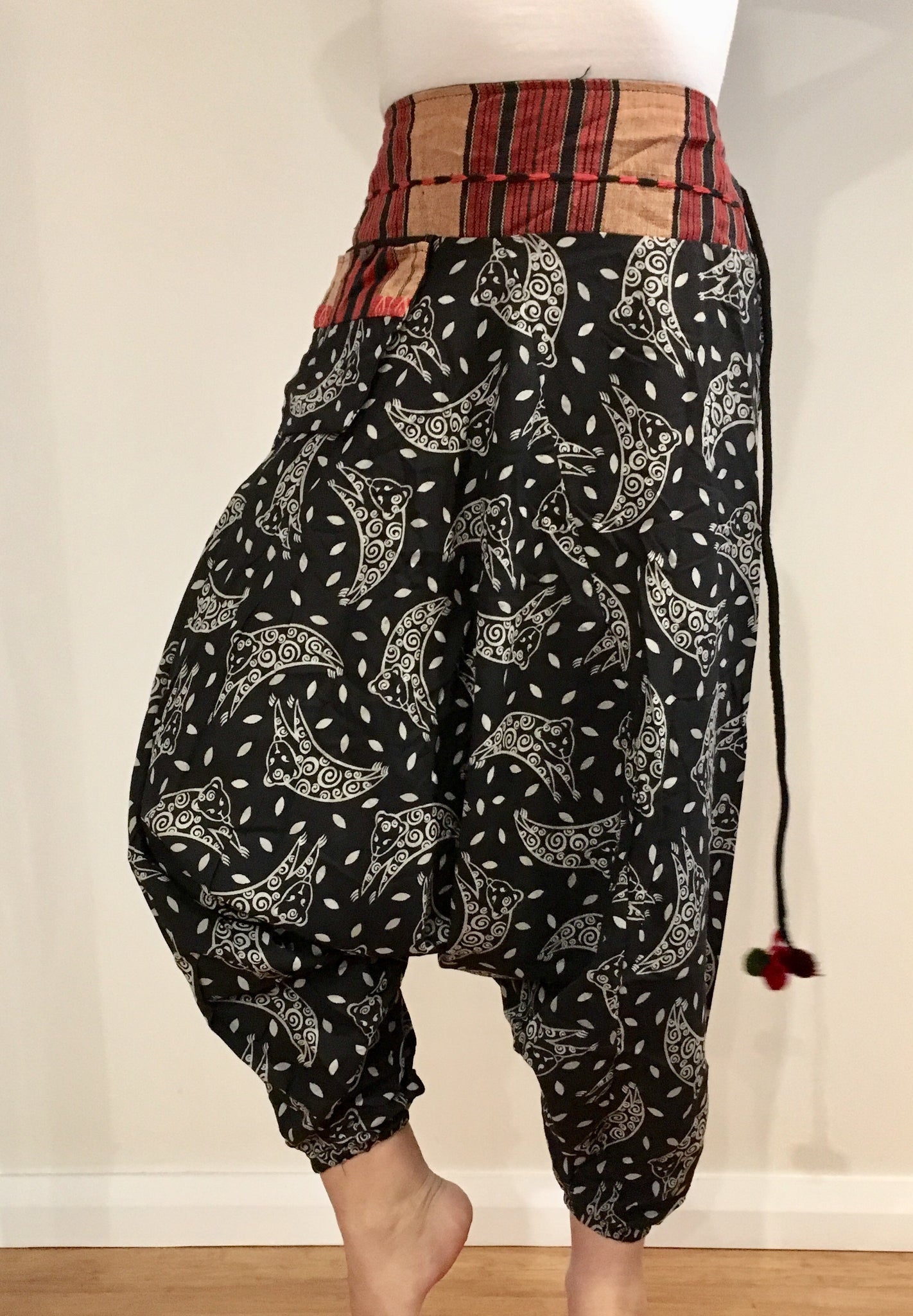 Sew a Bohemian Hippie pants : DIY pattern & tutorial - Sew Guide